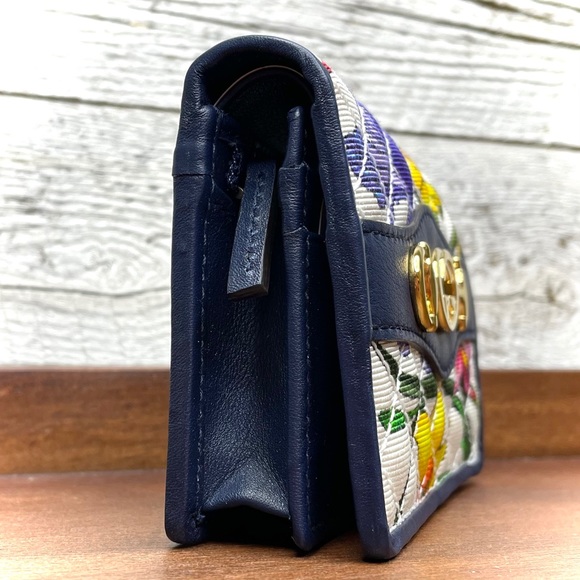 Gucci Blue Floral Quilted Bi-Fold Wallet 536353 - Picture 5 of 16